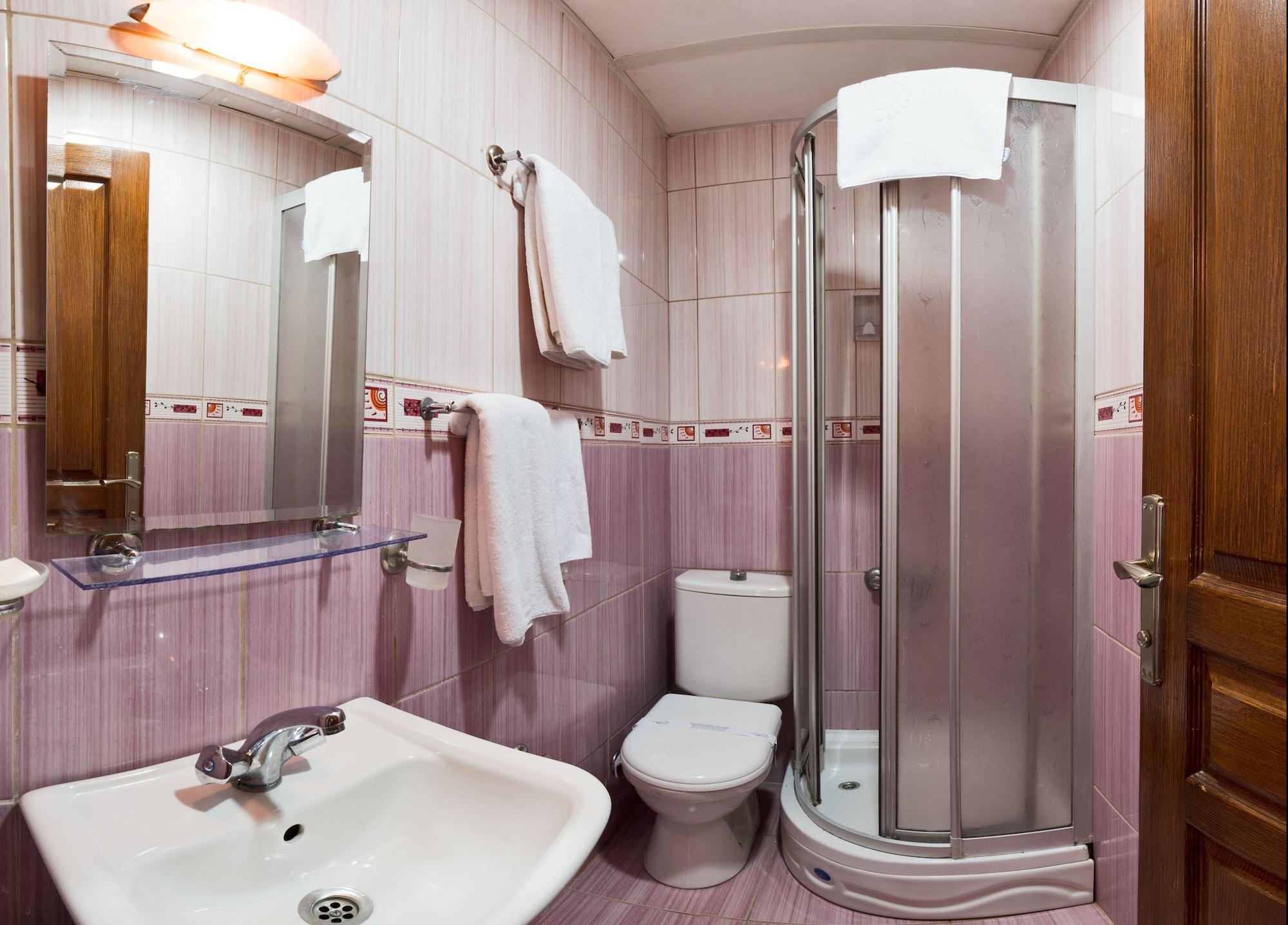 Beyaz Kugu Hotel اسطنبول المظهر الخارجي الصورة