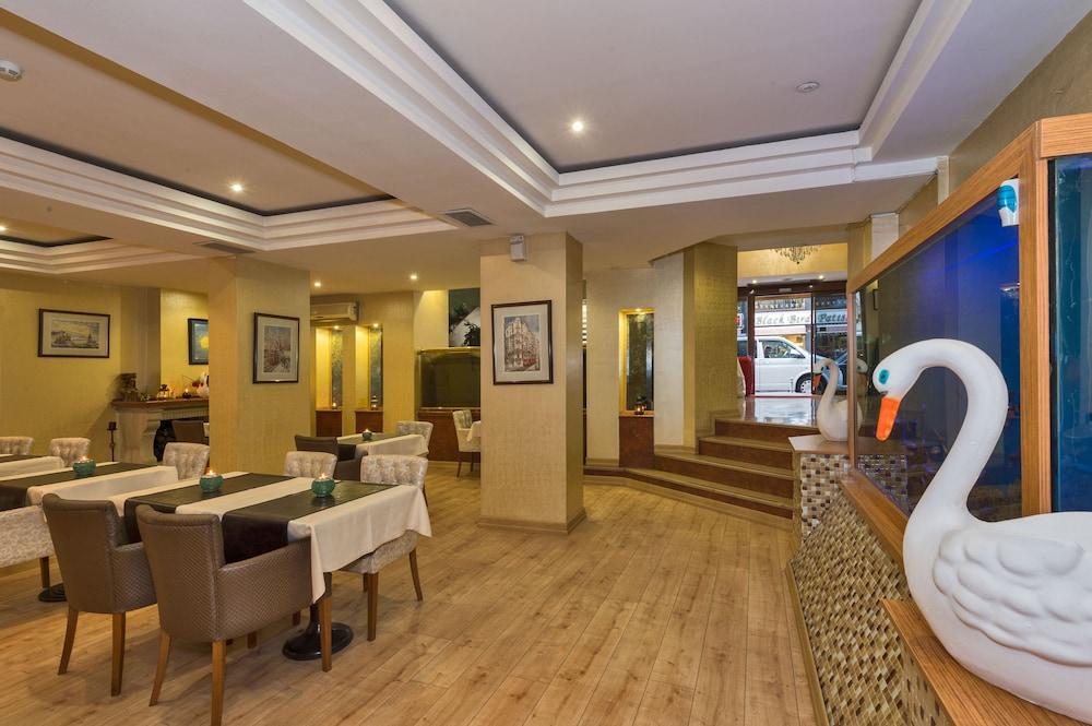 Beyaz Kugu Hotel اسطنبول المظهر الخارجي الصورة
